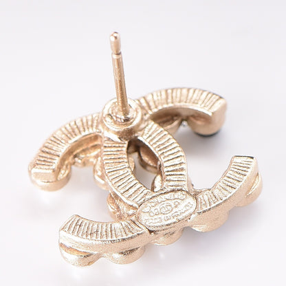 Chanel Pearl CC Earrings Gold 5 of 6