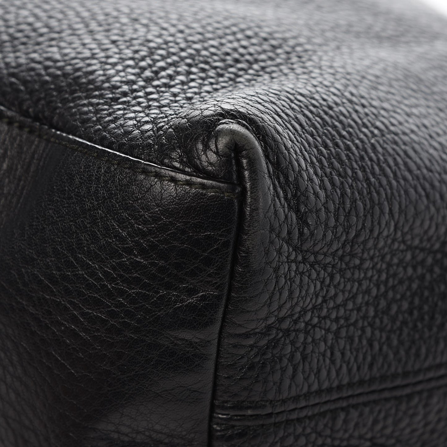 Pebbled Calfskin Medium Soho Chain Shoulder Bag Black
