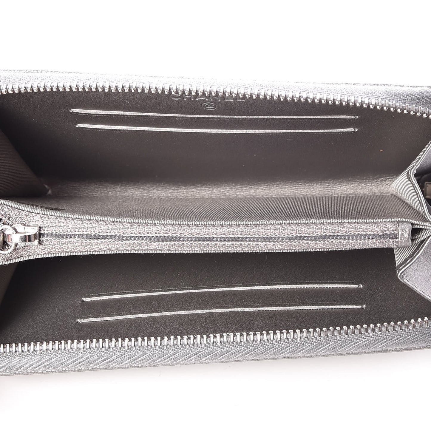 Metallic Caviar Quilted Medium Zip Around Wallet Silver