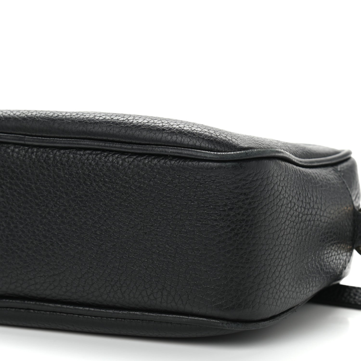Gucci Pebbled Calfskin Small Soho Disco Bag Black 9 of 10