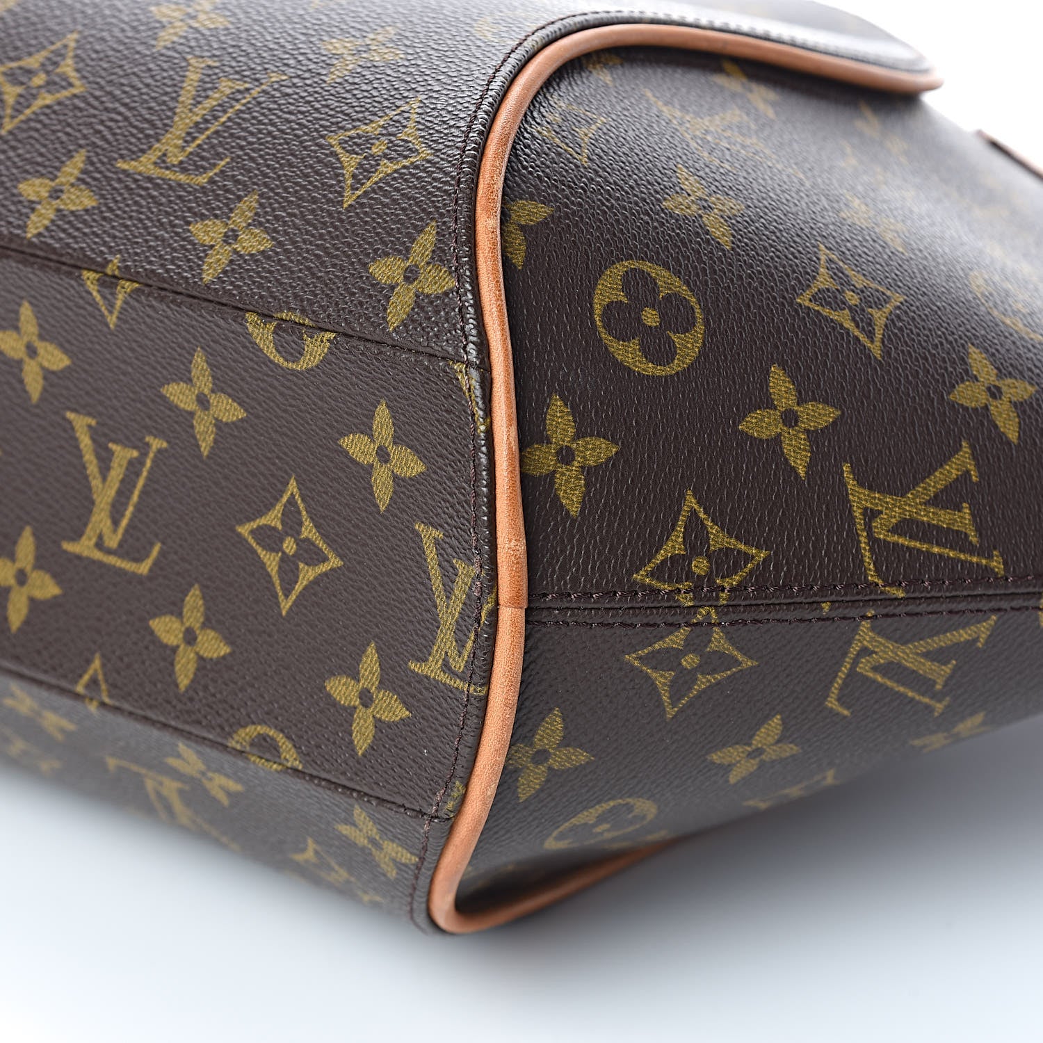 Louis Vuitton Monogram Ellipse MM 9 of 10