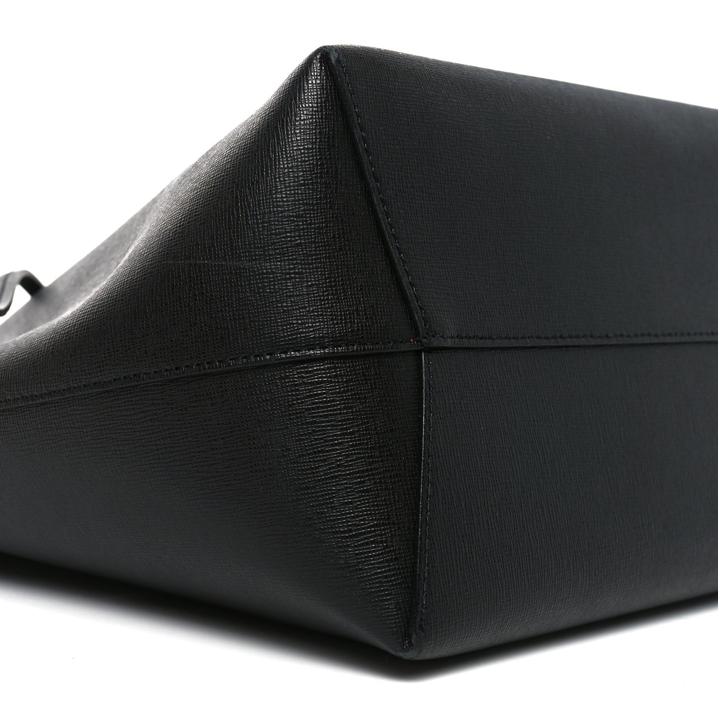 Saffiano Bucket Bag Black Flamma