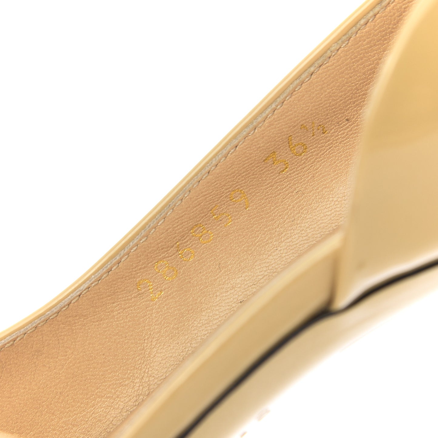 Patent Calfskin Pumps 36.5 Powder