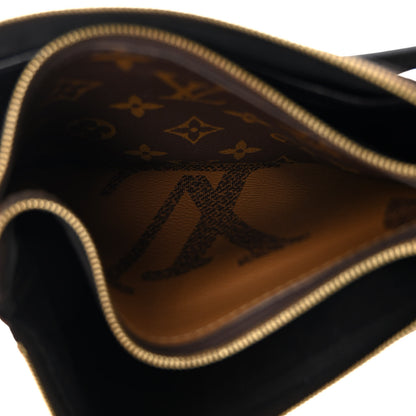 Louis Vuitton Reverse Monogram Giant Double Zip Pochette 6 of 12