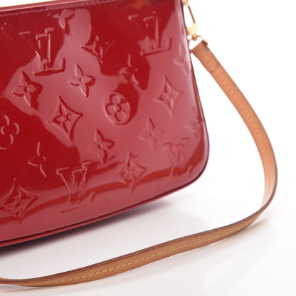 Louis Vuitton Vernis Pochette Accessories NM Pomme d'Amour 10 of 13