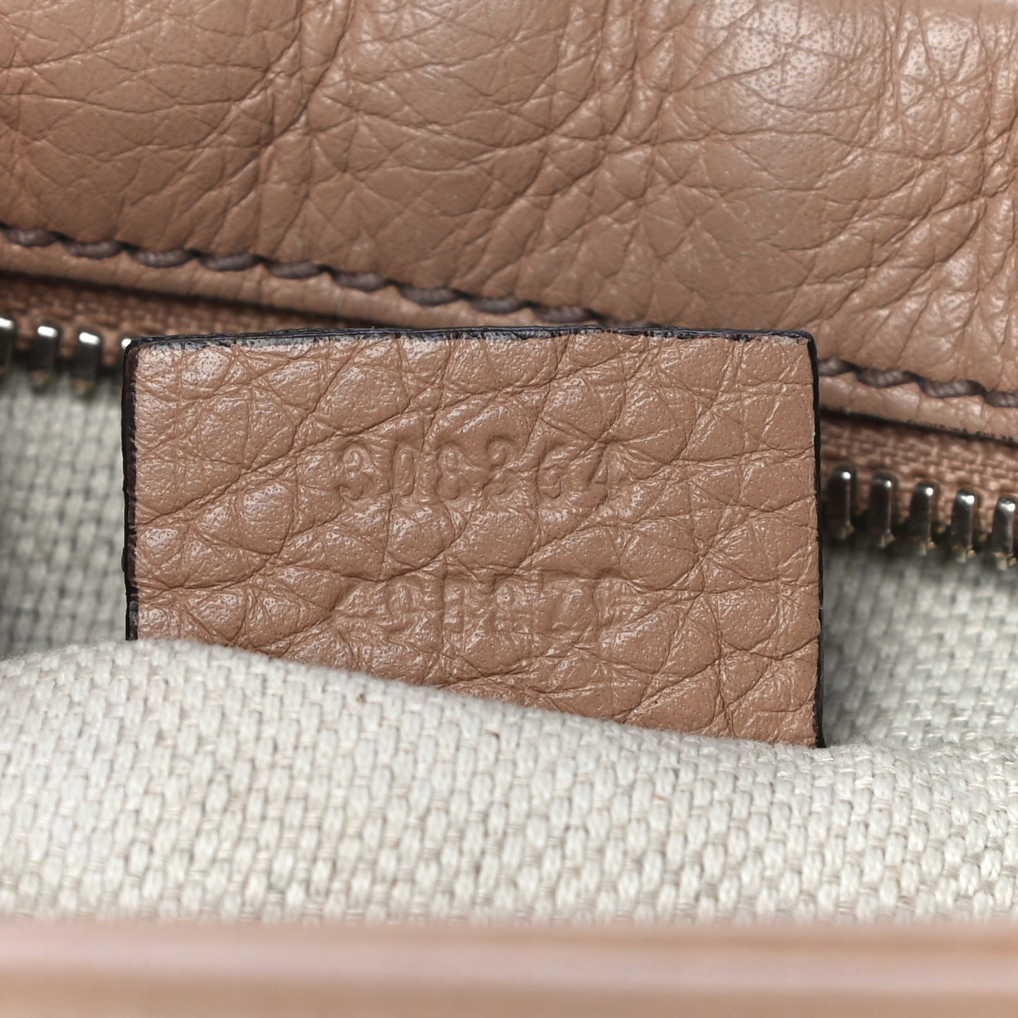 Pebbled Calfskin Small Soho Disco Bag Camelia