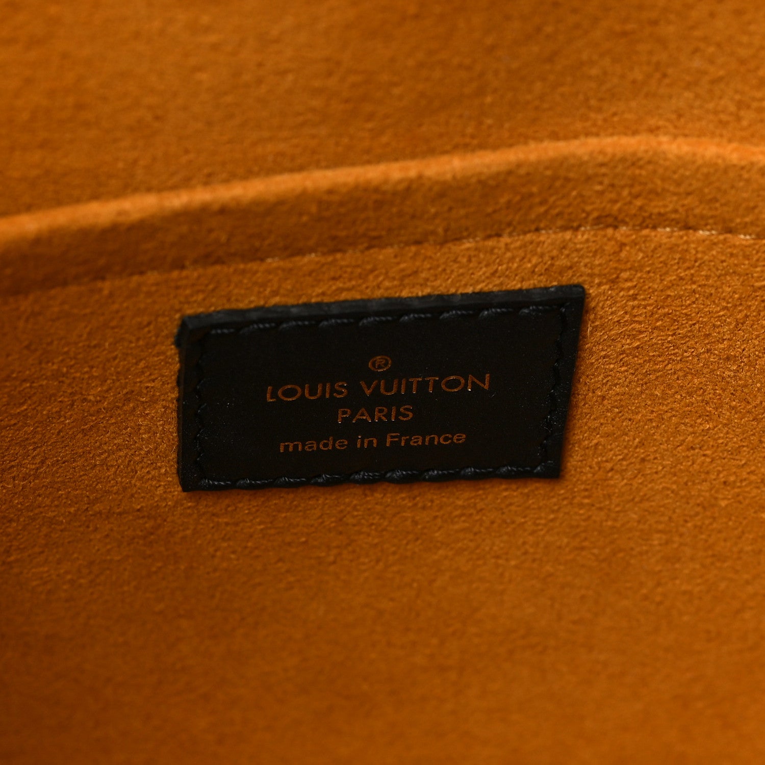 Louis Vuitton Calfskin Monogram Tufting On My Side Black 6 of 8