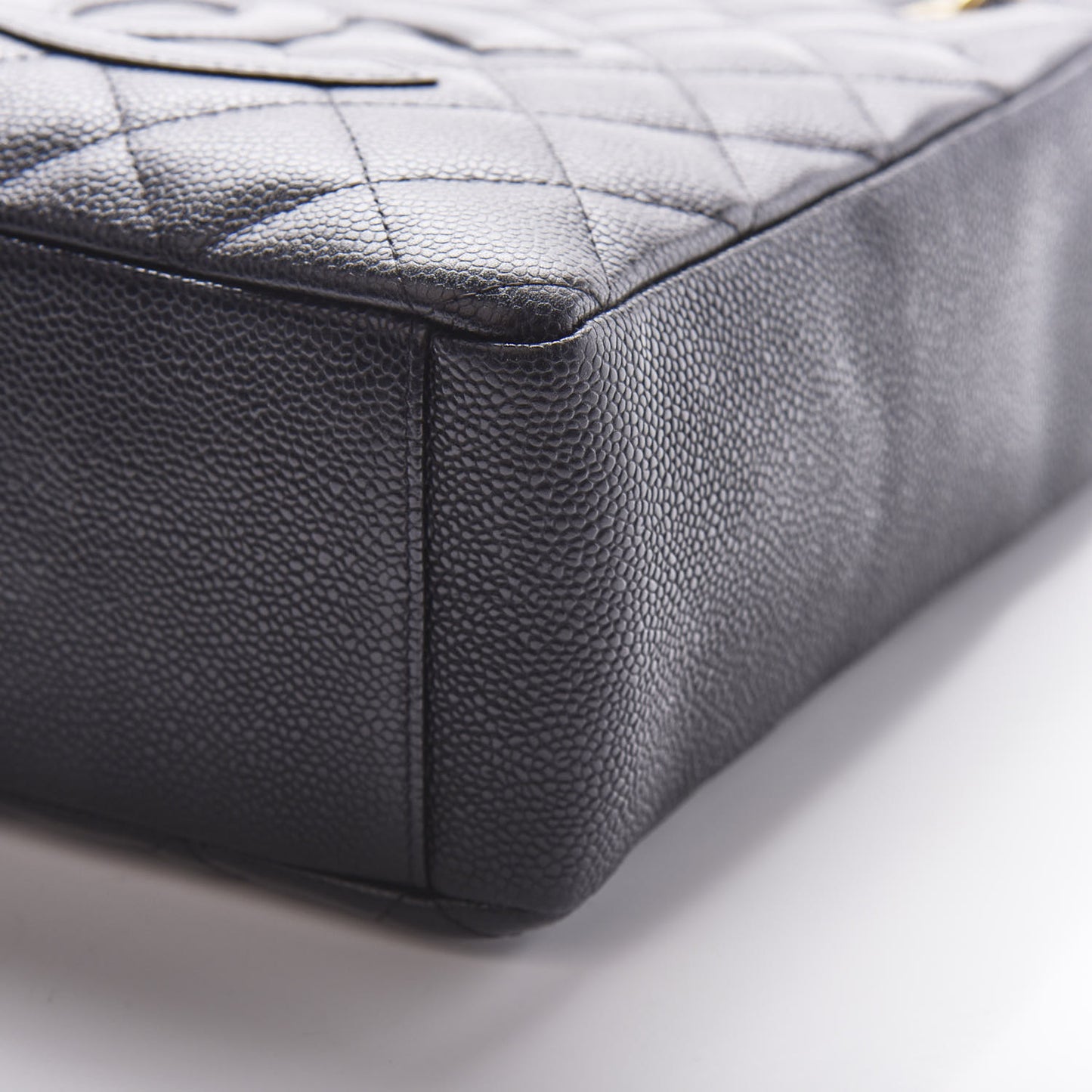 Caviar Quilted Petit Shopping Tote PST Black