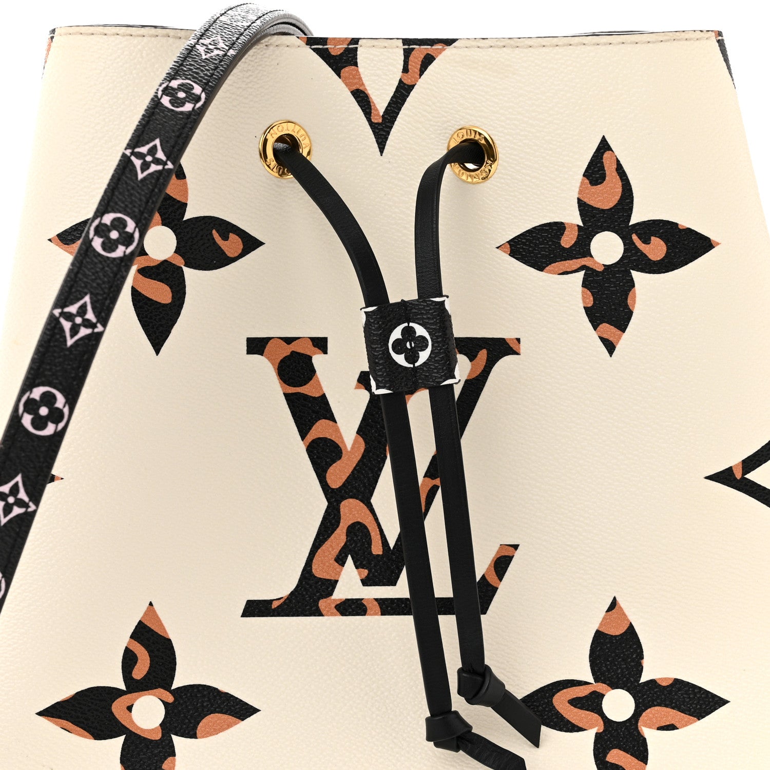 Louis Vuitton Monogram Giant Jungle NéoNoé Ivory 7 of 9
