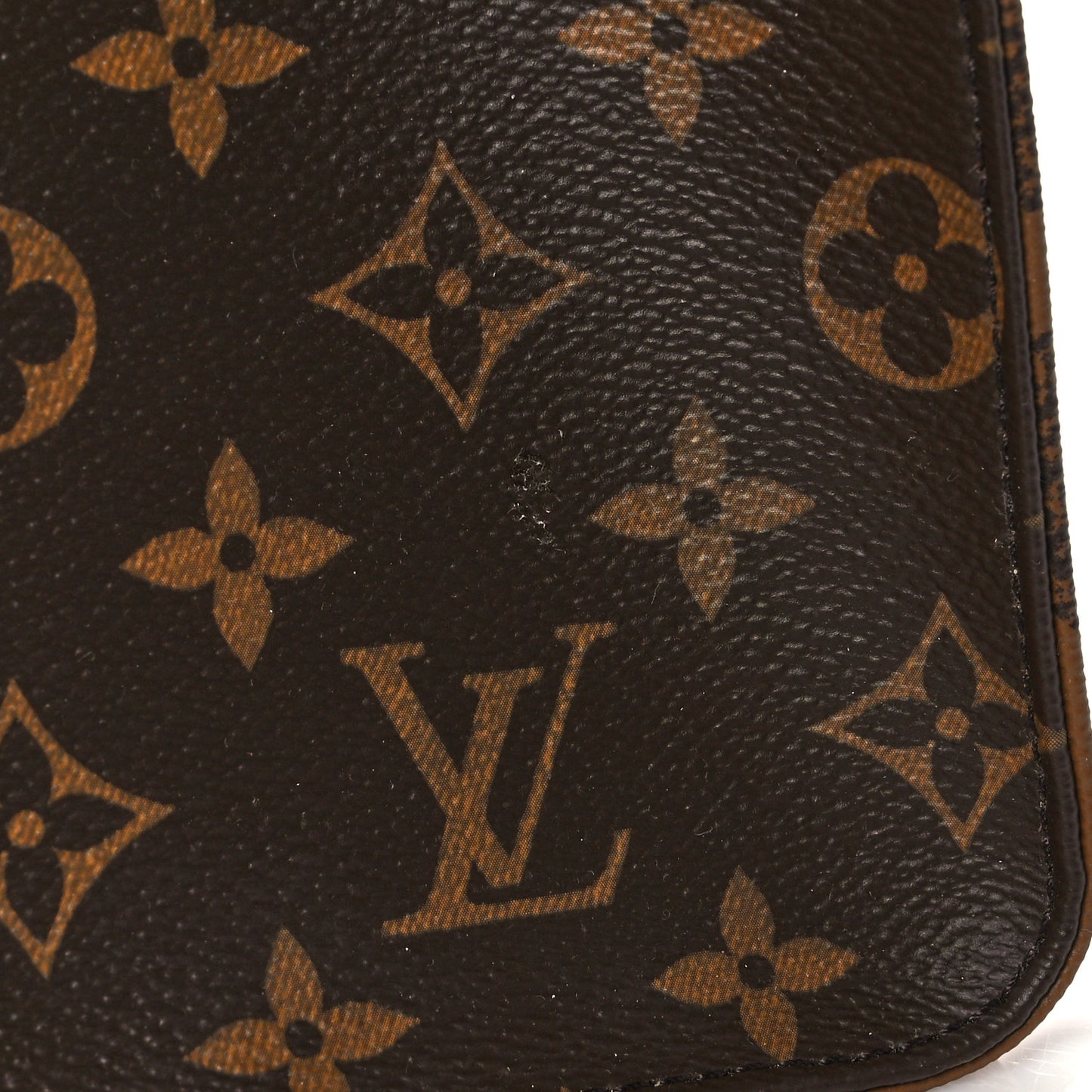 Reverse Monogram Giant Onthego GM