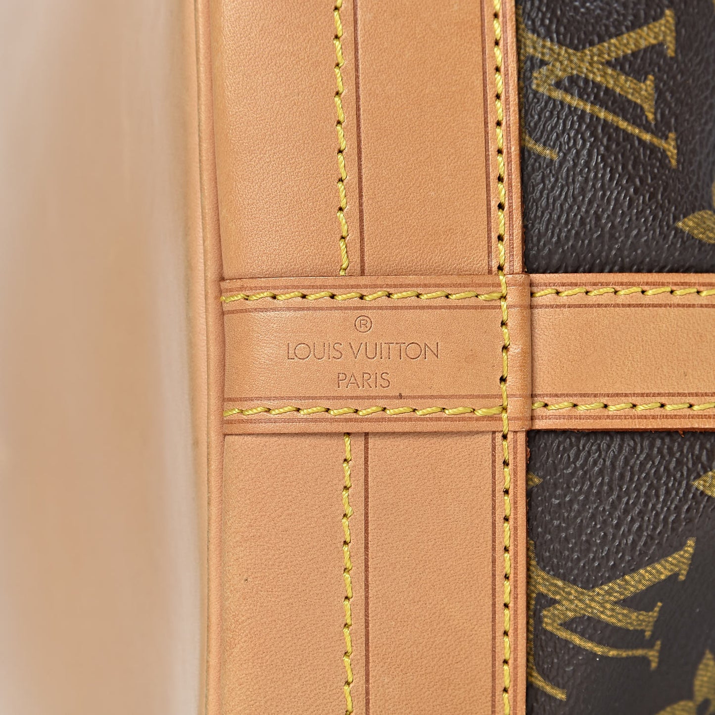 Monogram Noe