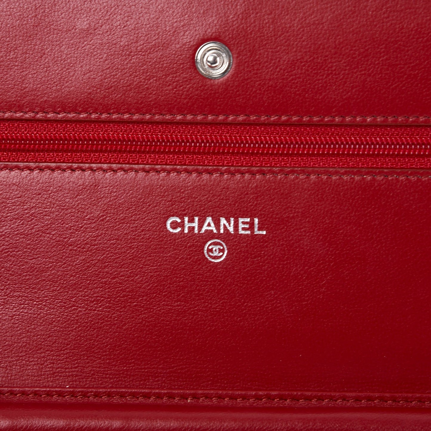 Lambskin Quilted Wallet On Chain WOC Red