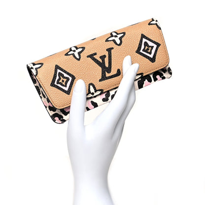 Louis Vuitton Monogram Wild at Heart Woody Glasses Case Arizona 2 of 10