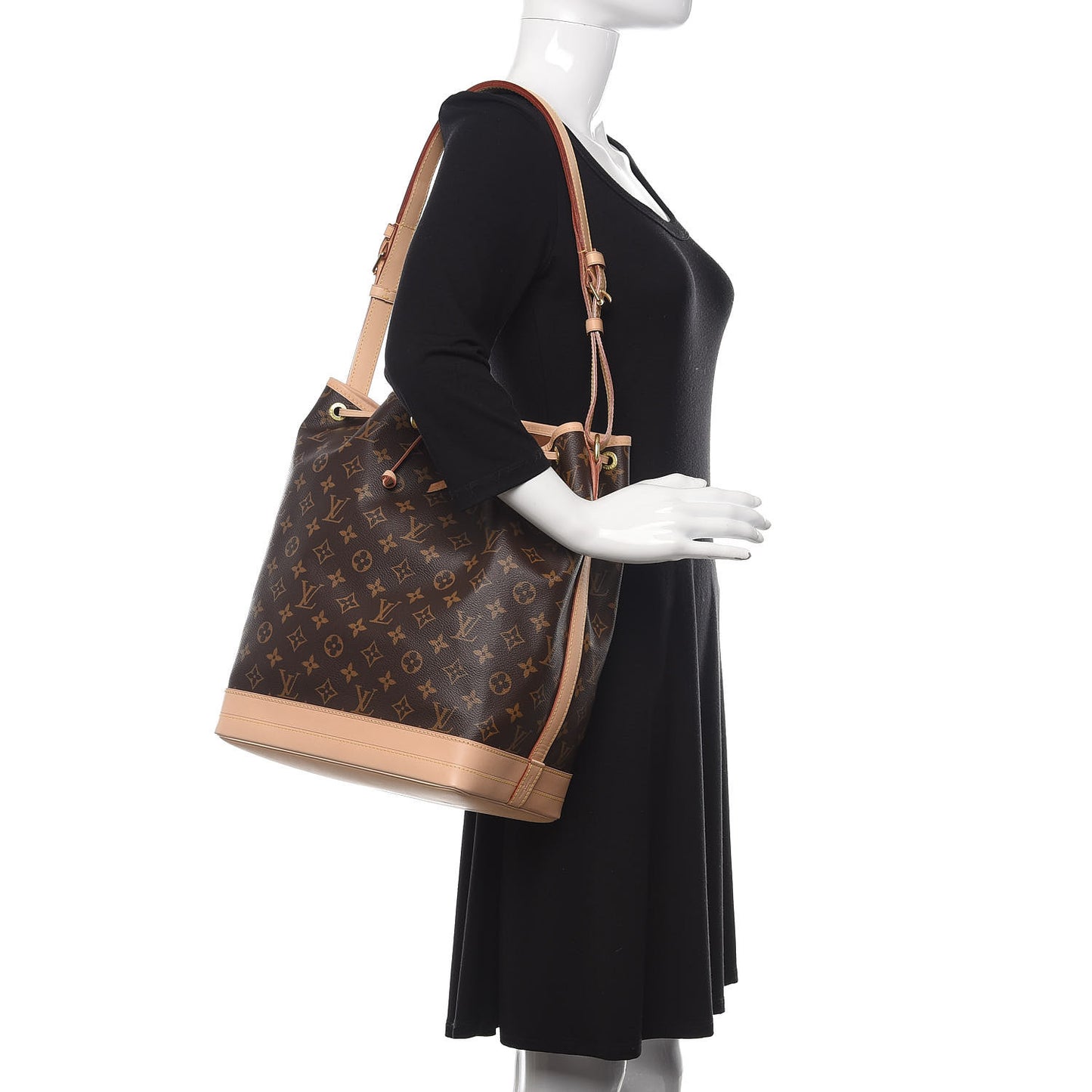 Monogram Noe