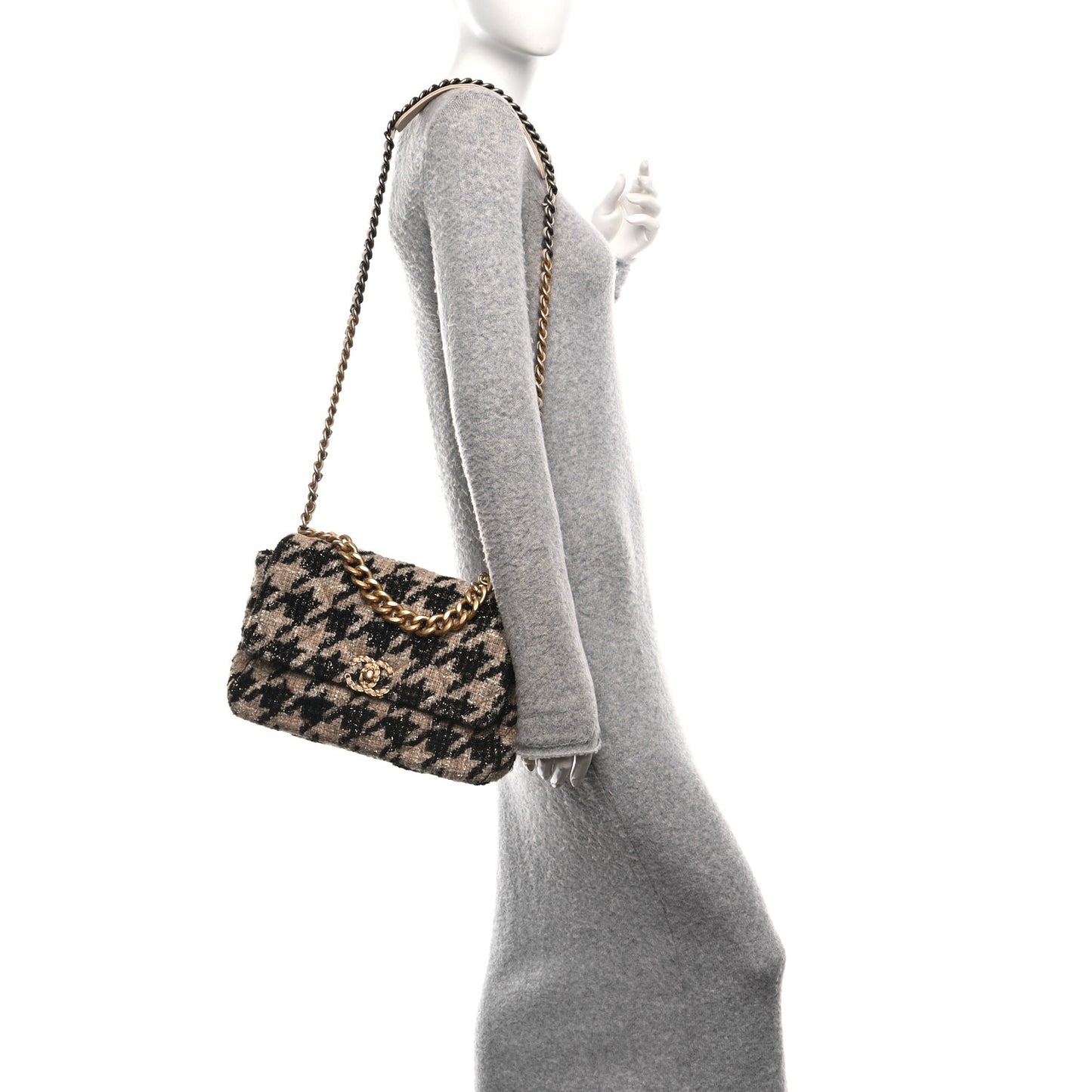 Tweed Large Chanel 19 Flap Beige Black