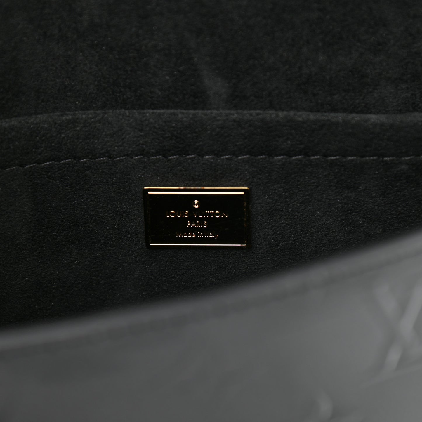 Vernis Epi Monogram Spring Street Black