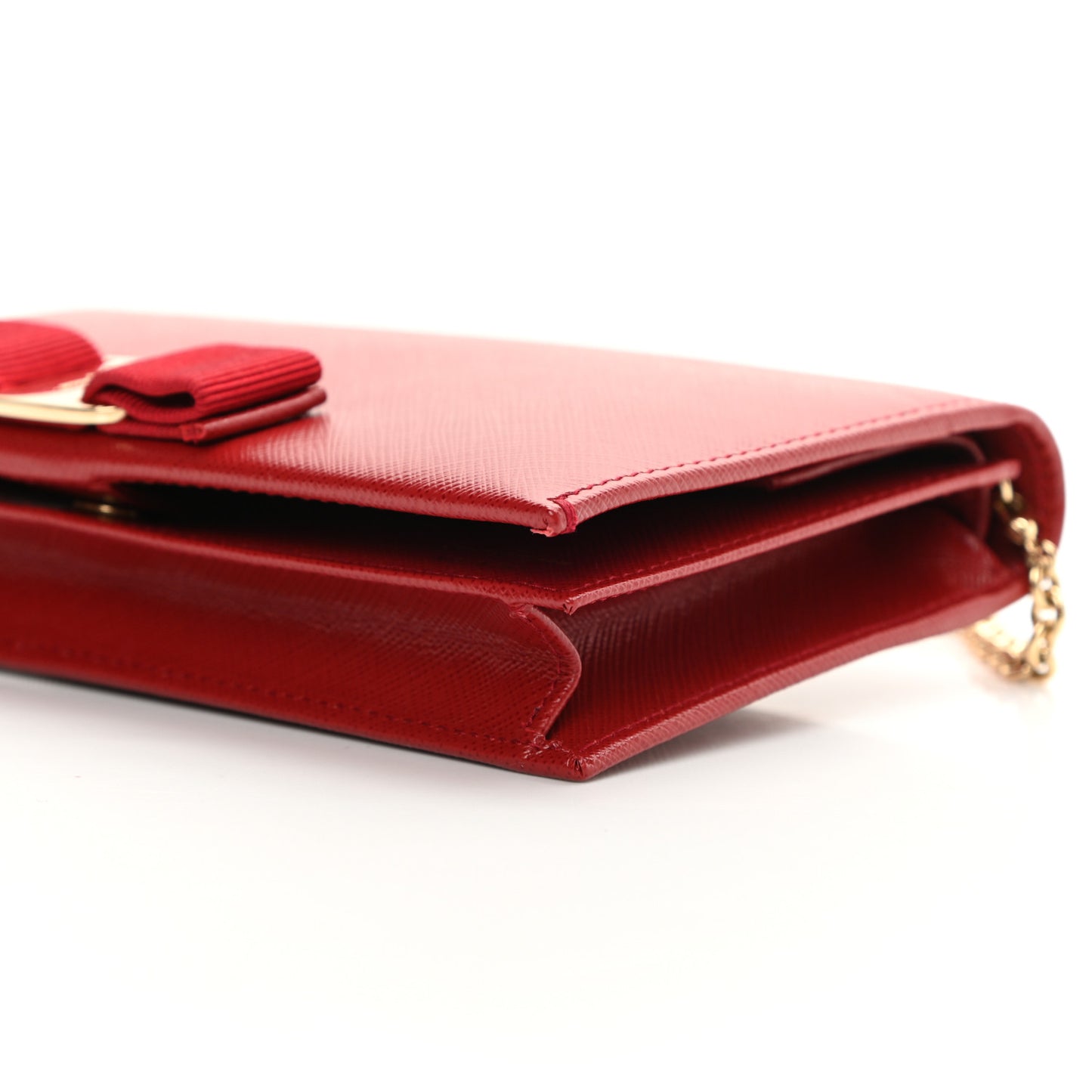 Hammered Calfskin Vara Bow Chain Wallet Red