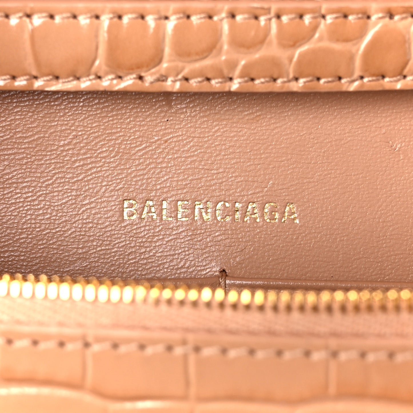 Shiny Calfskin Crocodile Embossed Hourglass Chain Bag Nude Beige