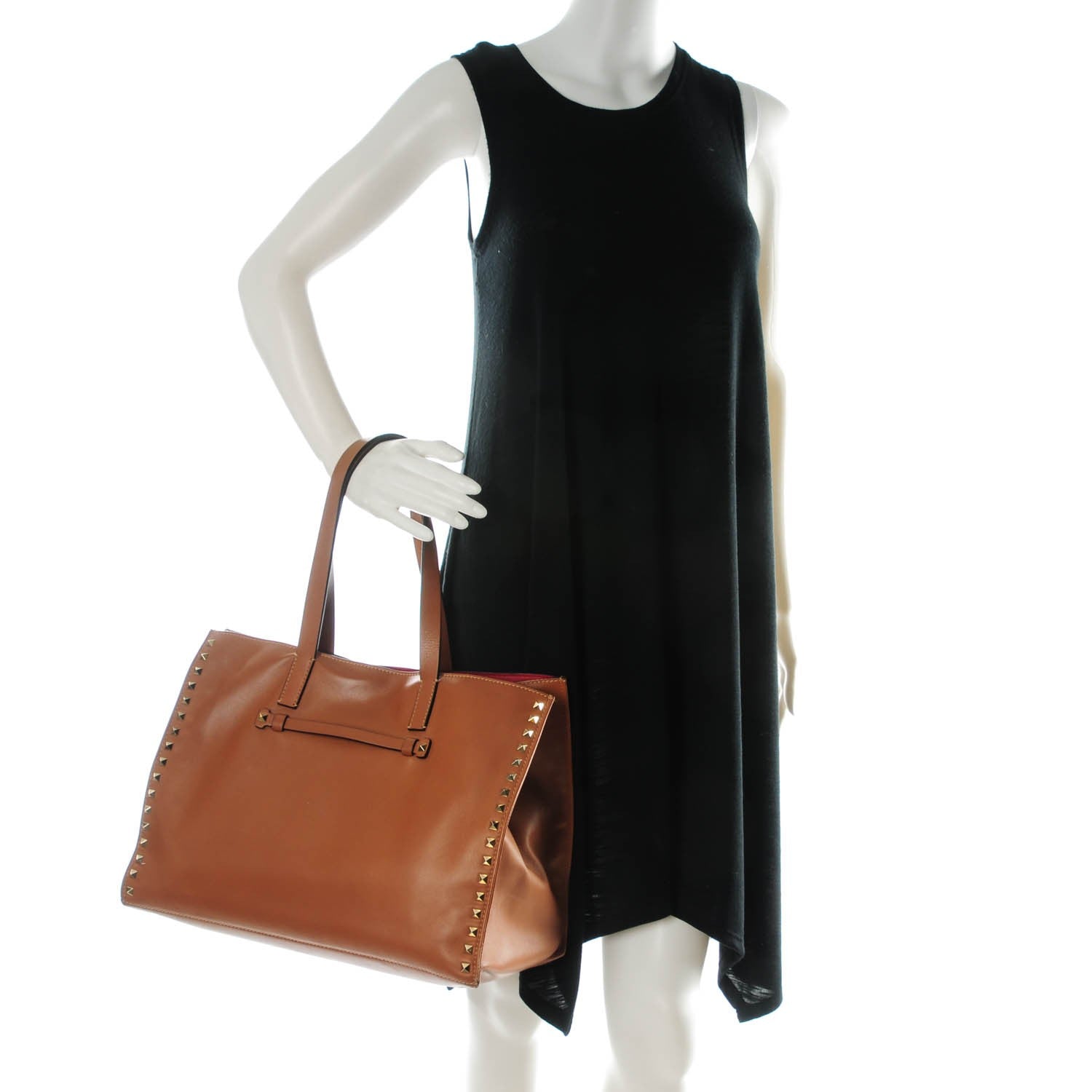 Valentino Garavani Nappa Medium Rockstud Soft Tote Light Cuir 2 of 10