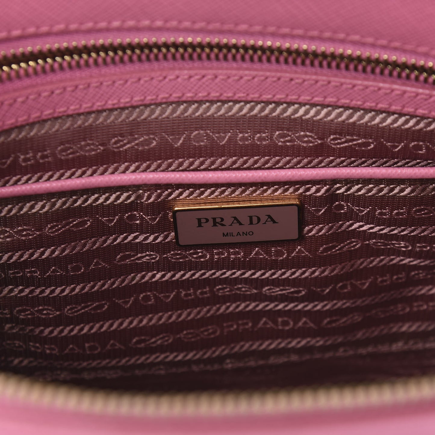 Saffiano Medium Galleria Double Zip Tote Geranio