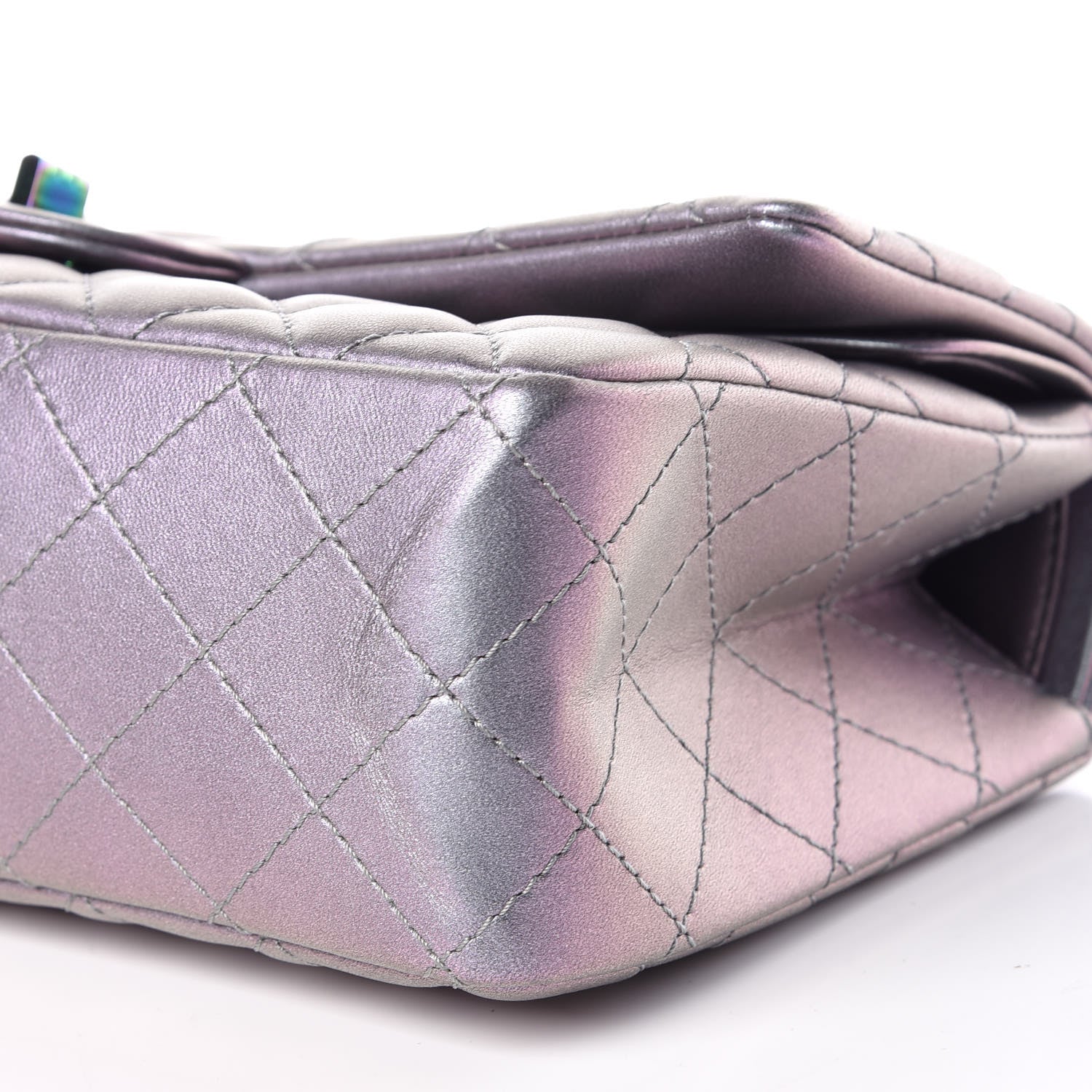 Chanel Iridescent Lambskin Quilted 2.55 Reissue 226 Flap Light Purple 6 of 19