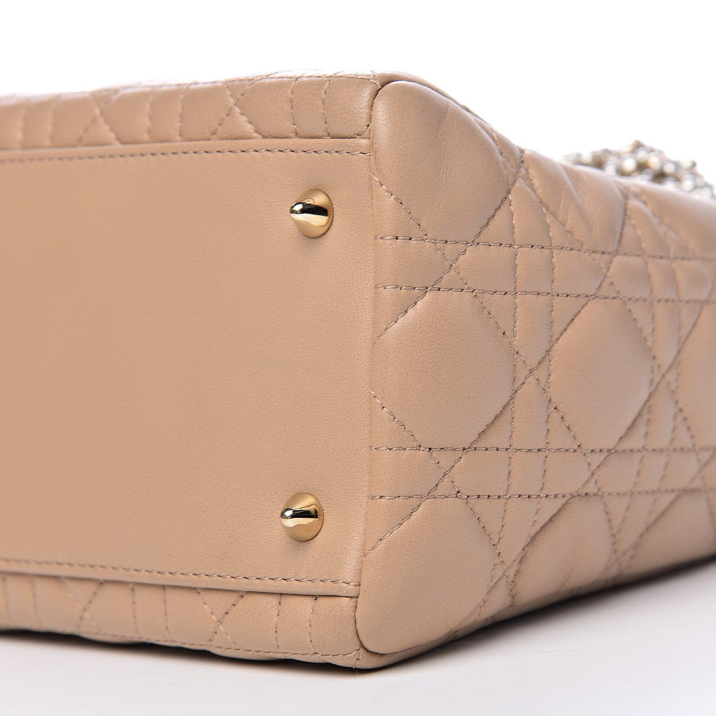 Lambskin Cannage Medium Lady Dior Beige
