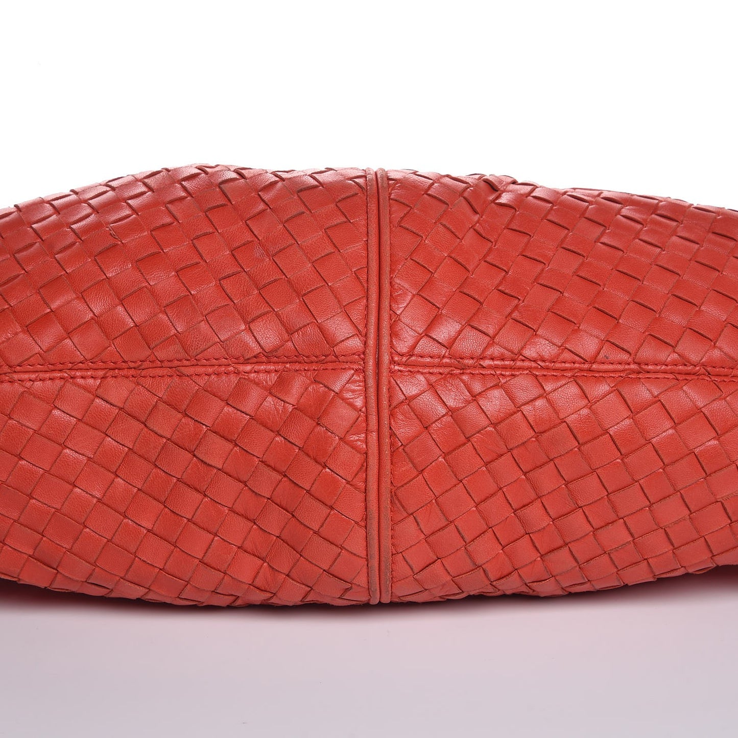 Nappa Intrecciato Medium Veneta Hobo Fever
