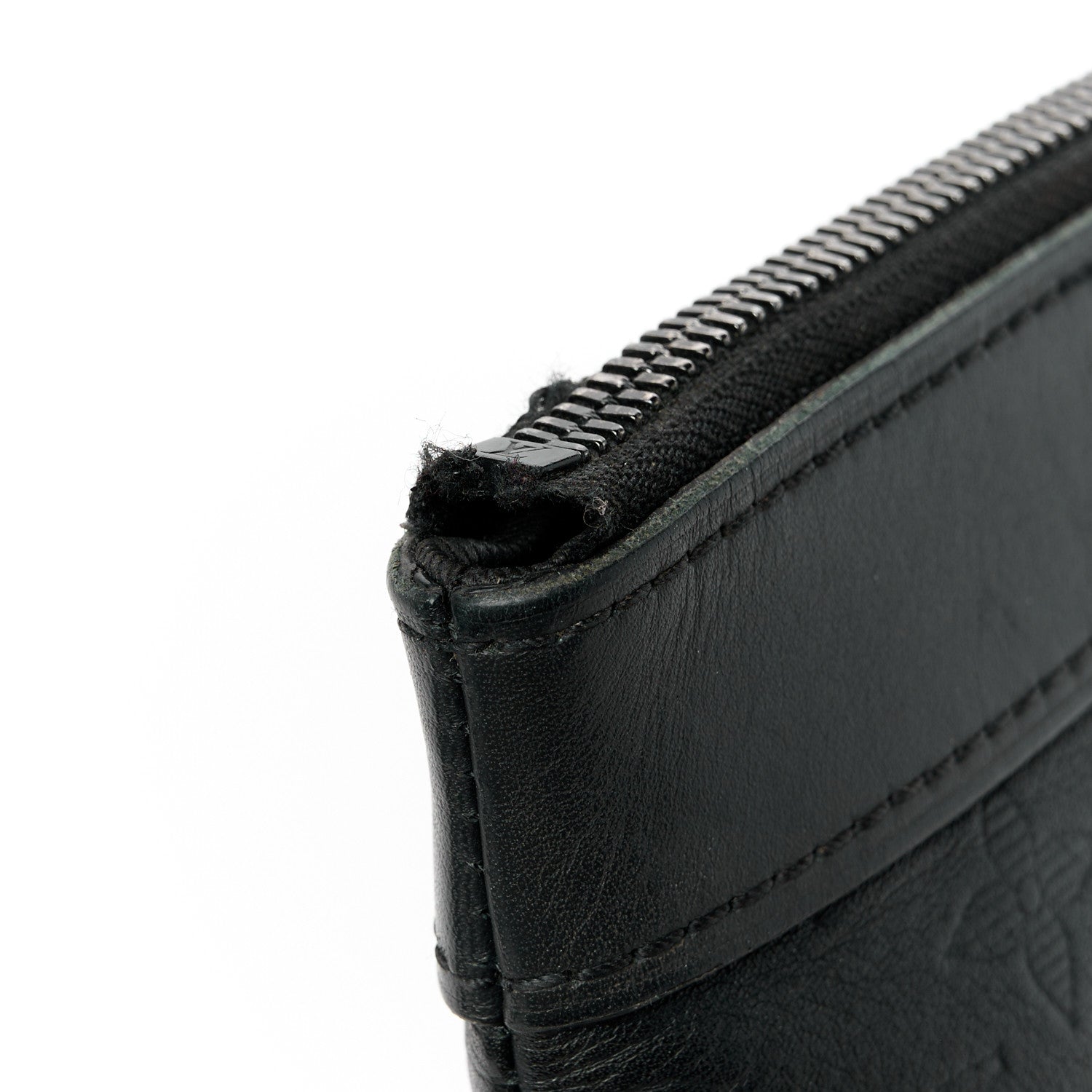 Louis Vuitton Calfskin Monogram Shadow Discovery Pochette Black 9 of 9