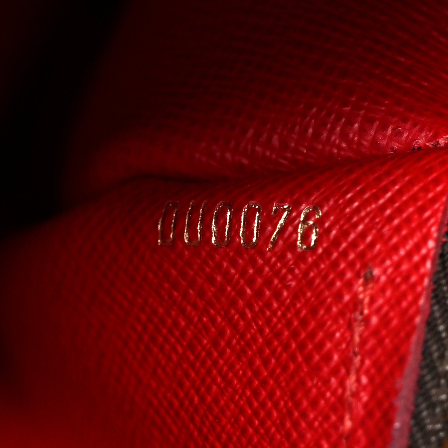 Louis Vuitton Damier Ebene Papillon 26 7 of 10