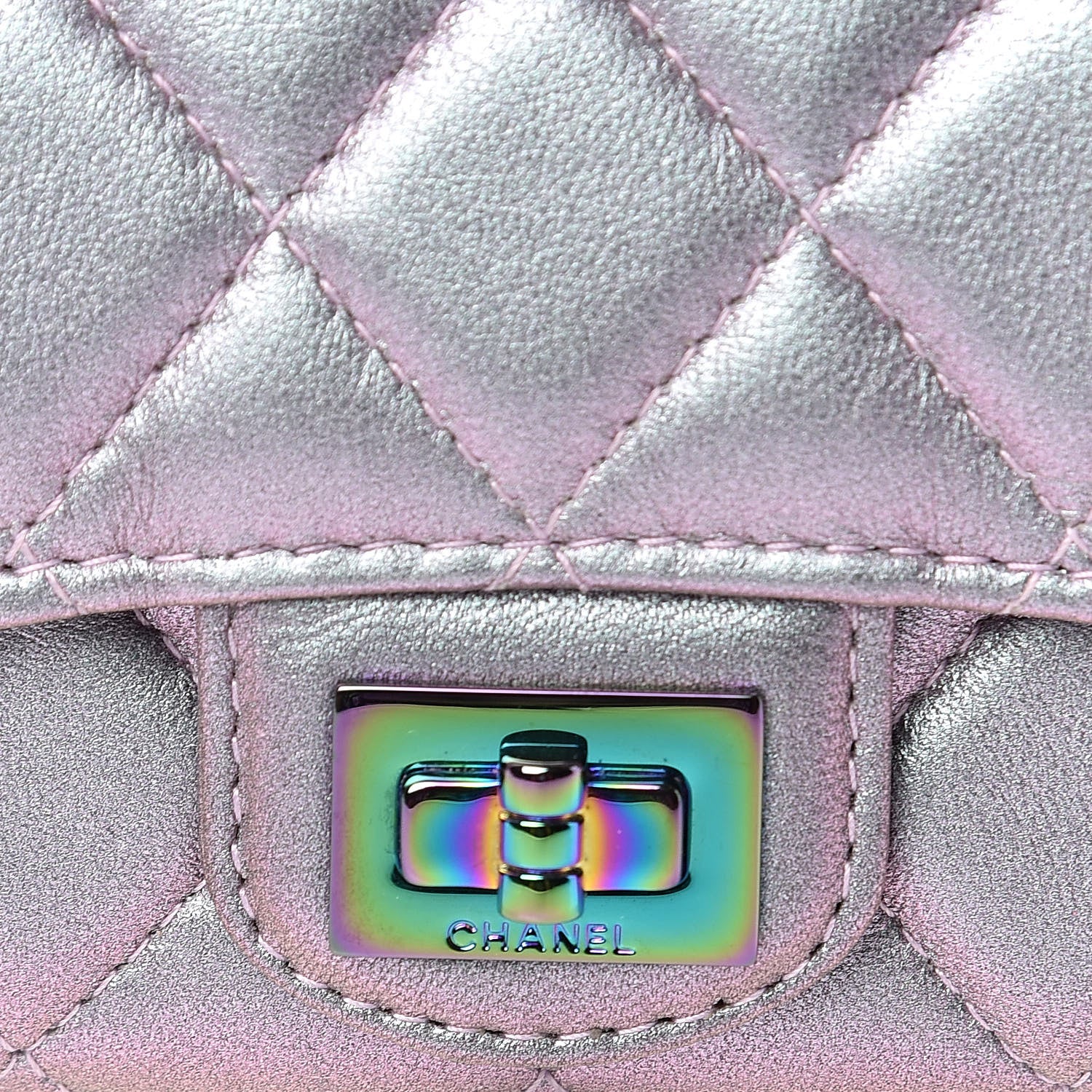 Chanel Iridescent Lambskin Quilted Reissue Flap Card Holder Light Purple 13 of 14