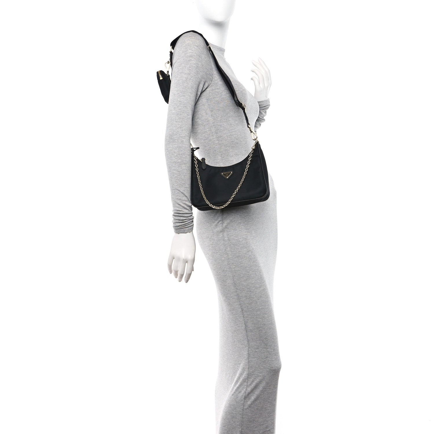 Prada Nylon Re-Edition 2005 Shoulder Bag Black 2 of 9