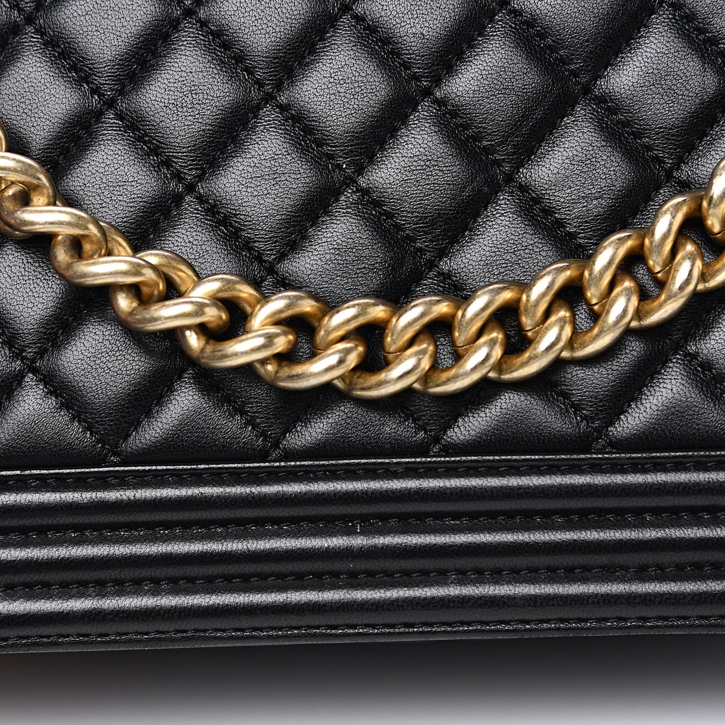 Lambskin Quilted Medium Boy Flap Black