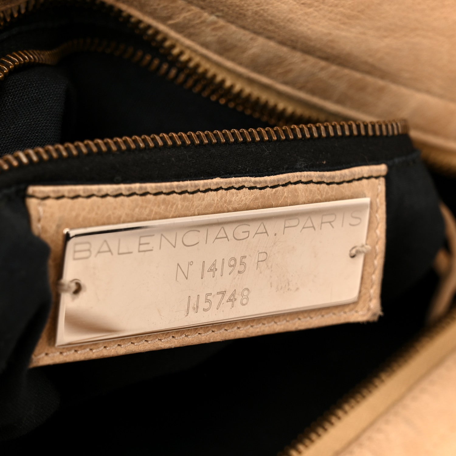Balenciaga Agneau Classic Hardware City Sahara 7 of 16