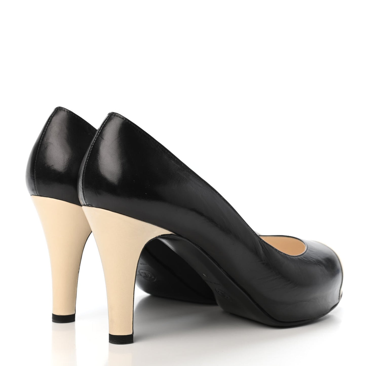 Lambskin Cap Toe CC Pumps 38.5 Black Beige