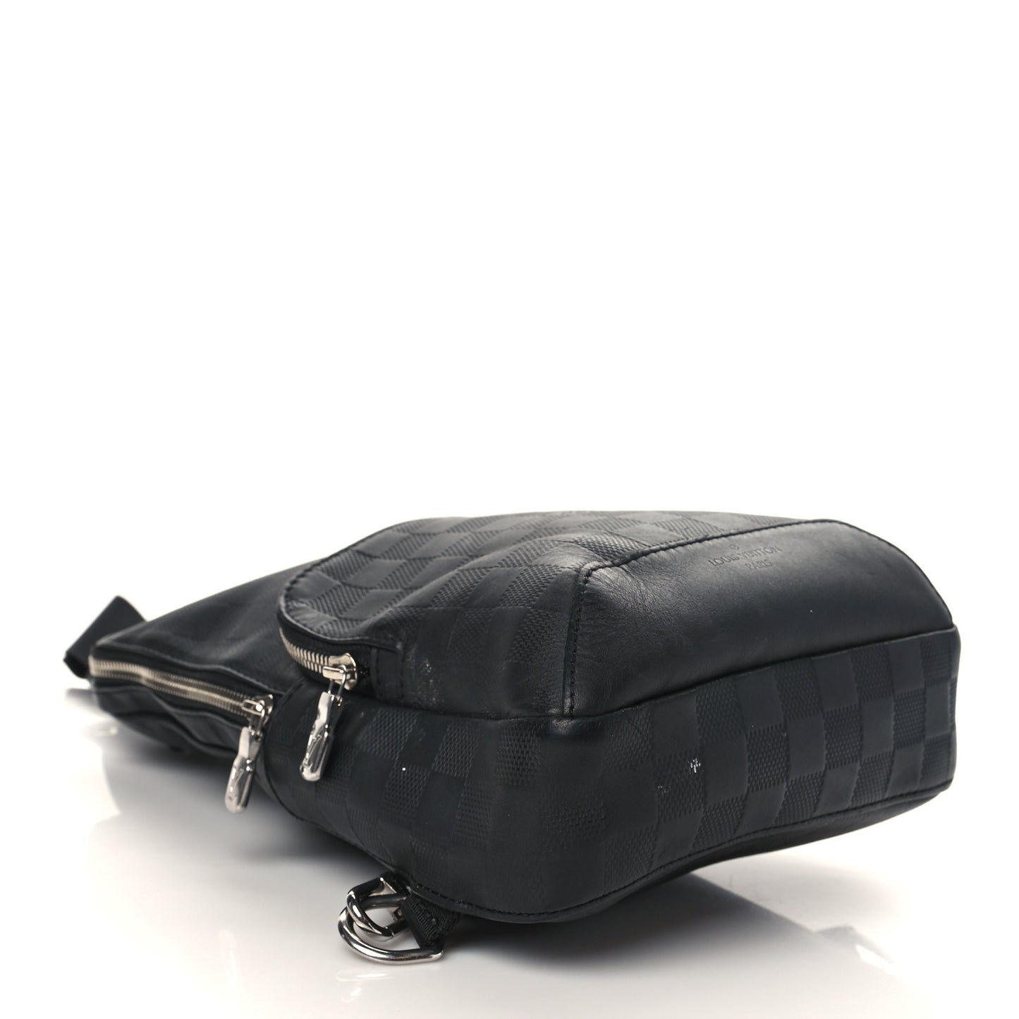 Damier Infini Avenue Sling Bag Onyx