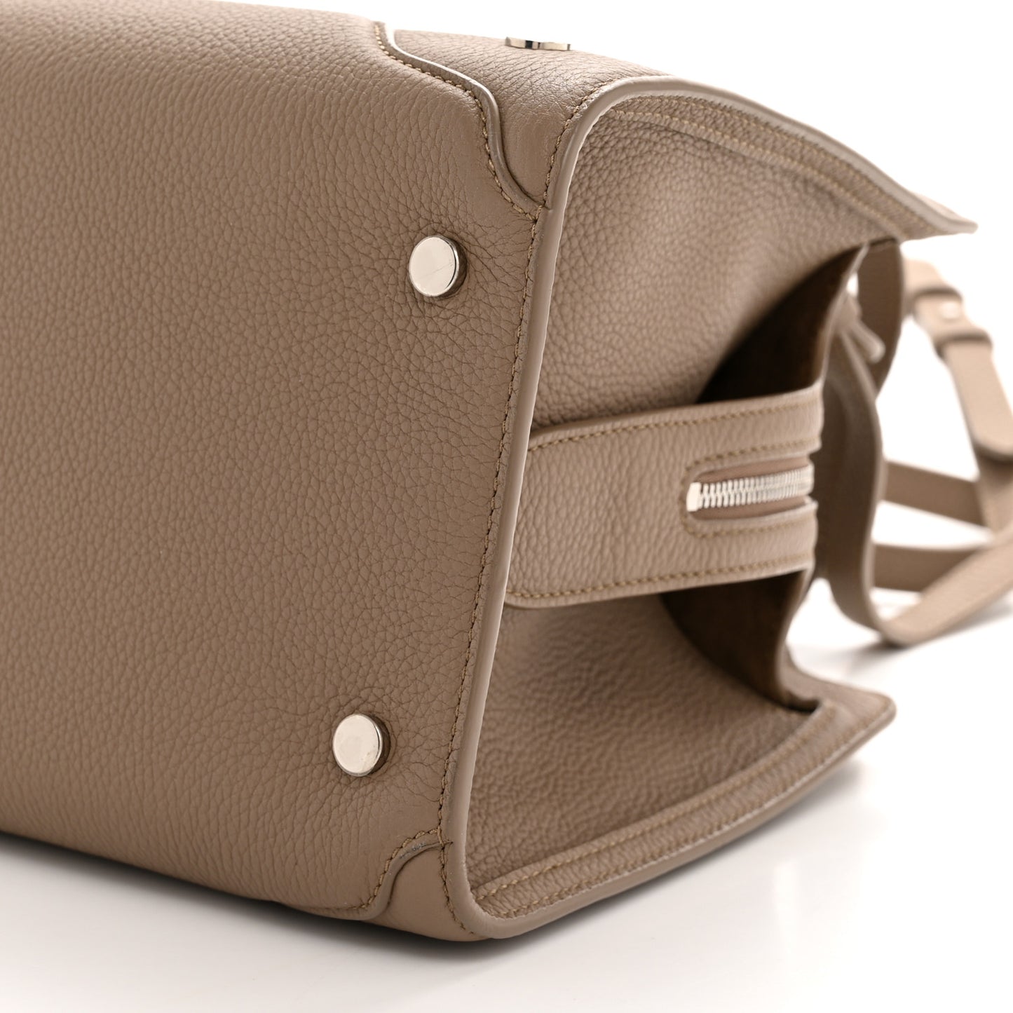 Grained Calfskin Medium Sesia Warm Mastic