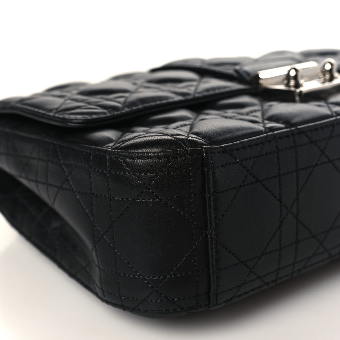 Lambskin Cannage Medium Miss Dior Flap Black