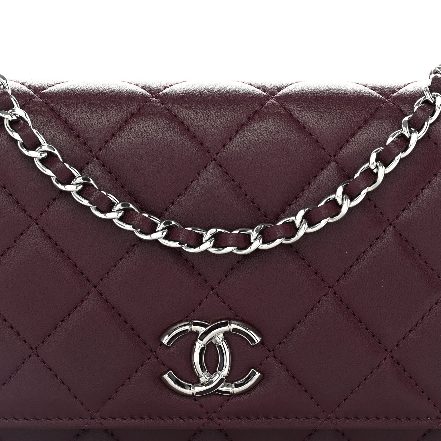 Lambskin Quilted Enamel CC Wallet On Chain WOC Burgundy
