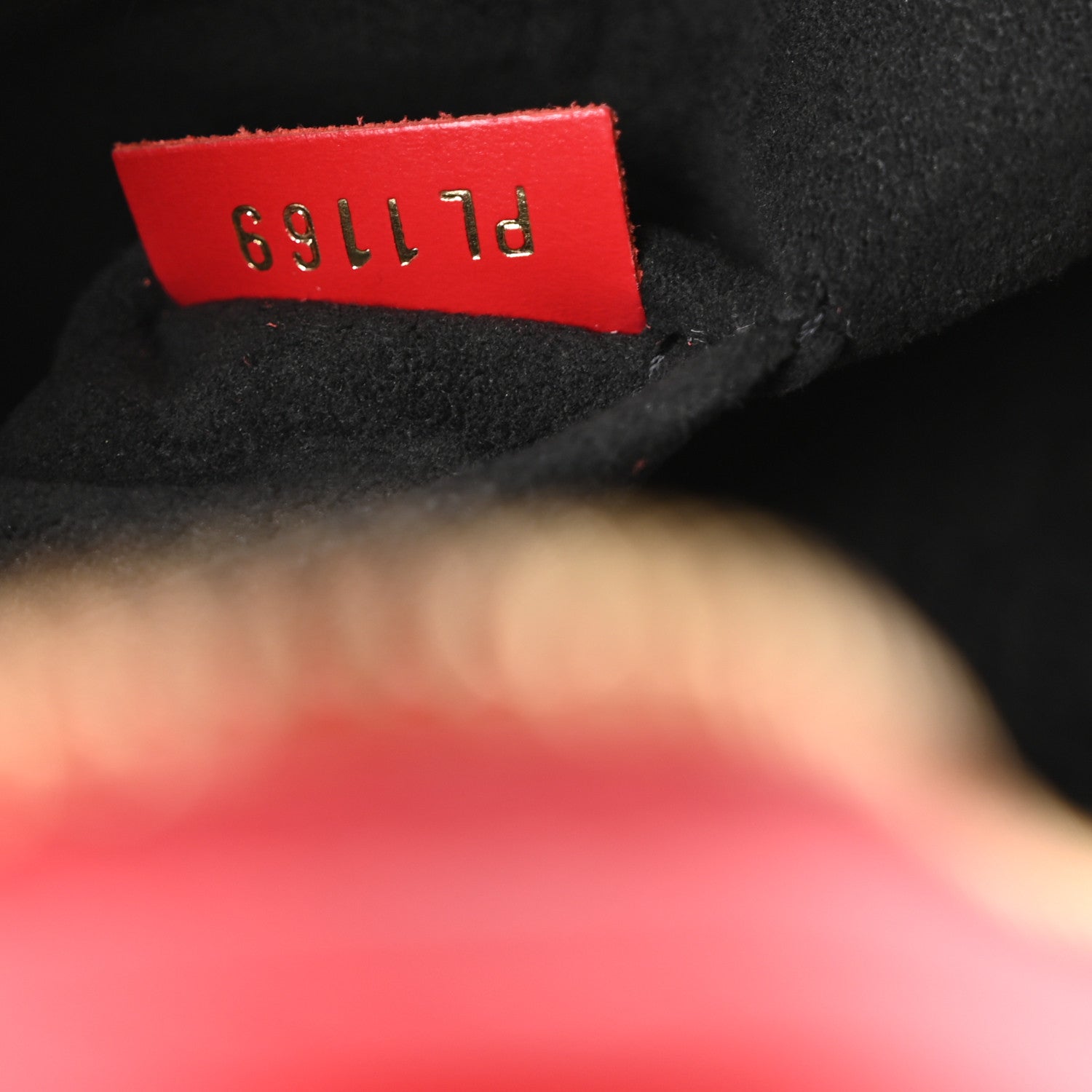 Louis Vuitton Vernis Boite Chapeau Souple MM Rouge 7 of 10