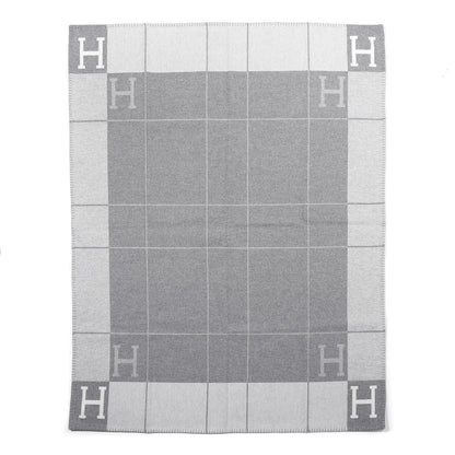 Hermes Wool Cashmere Avalon III Blanket Ecru Gris Clair 3 of 5