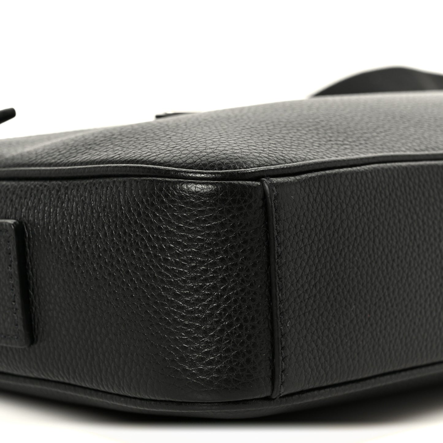 Vitello Daino Zip Shoulder Bag Black