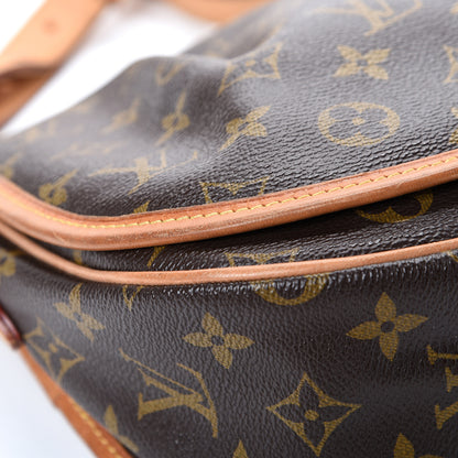 Louis Vuitton Monogram Menilmontant PM 8 of 21