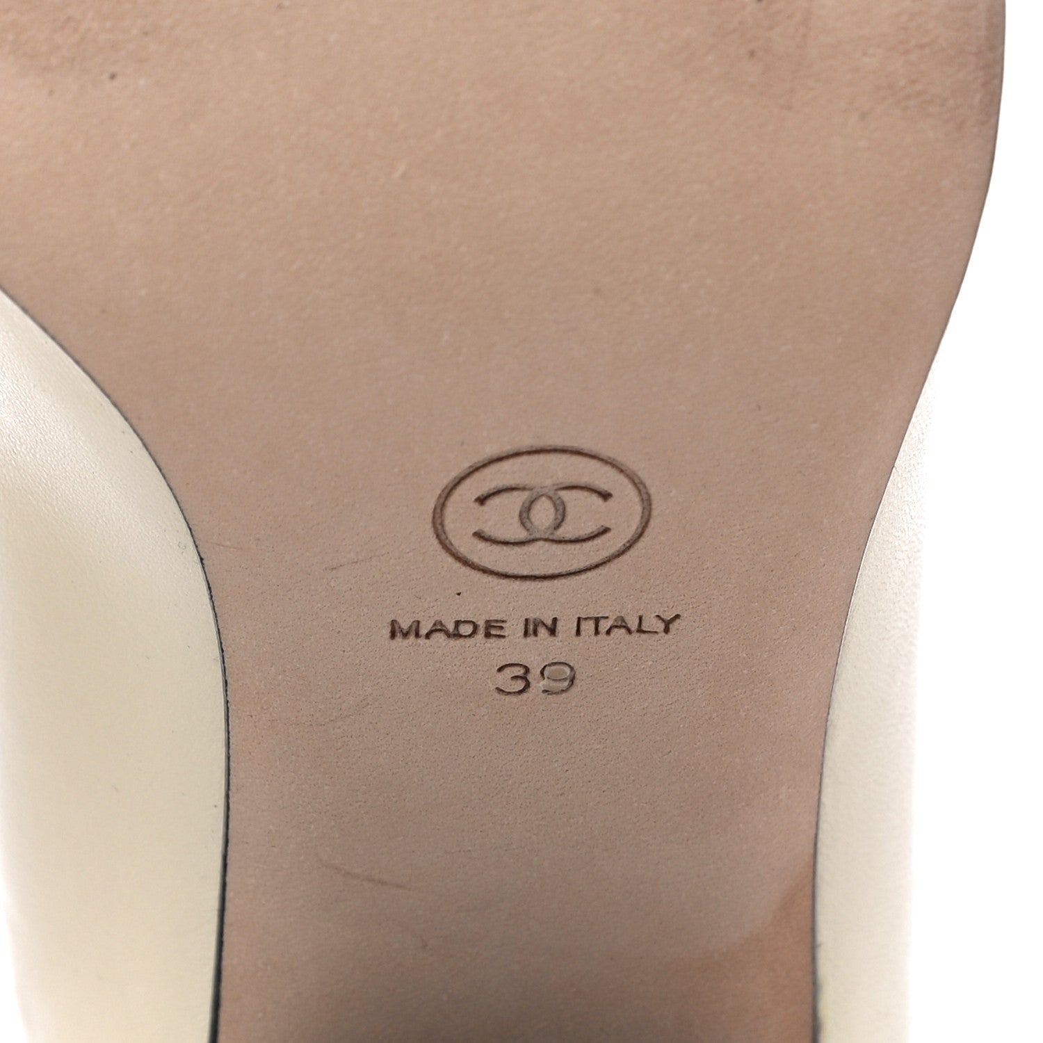 Chanel Lambskin Grosgrain Pearl Cap Toe CC Pumps 39 Ivory Black 7 of 13
