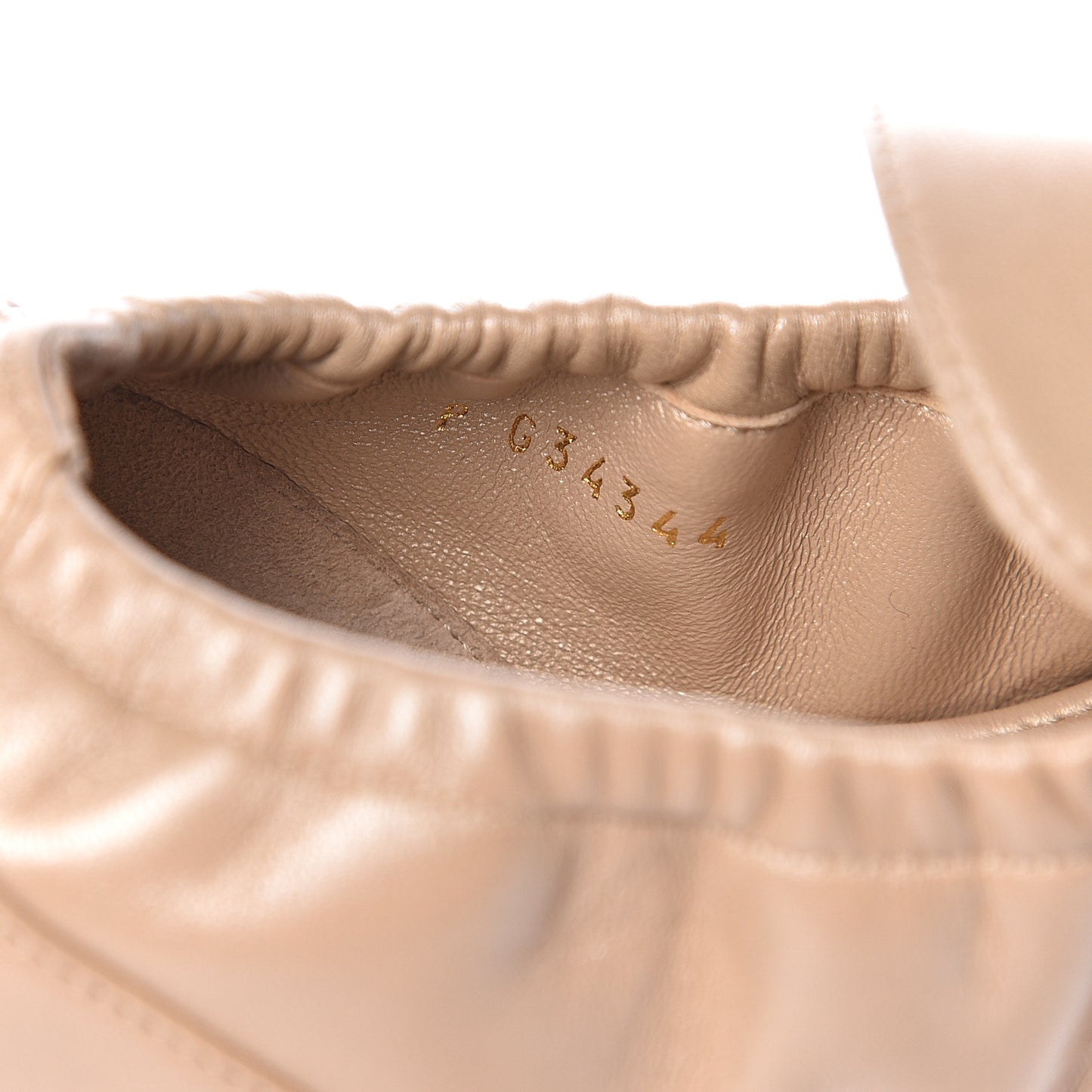 Laminated Lambskin Womens Quilted Elastic CC Moccasin Loafers 38 Beige