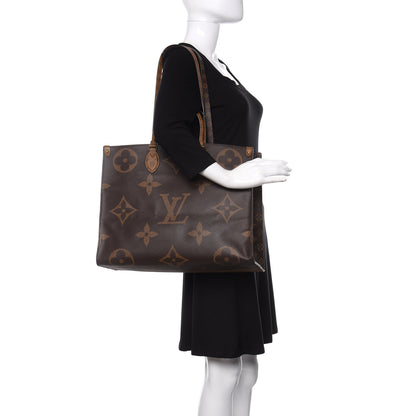 Louis Vuitton Reverse Monogram Giant Onthego GM 2 of 13