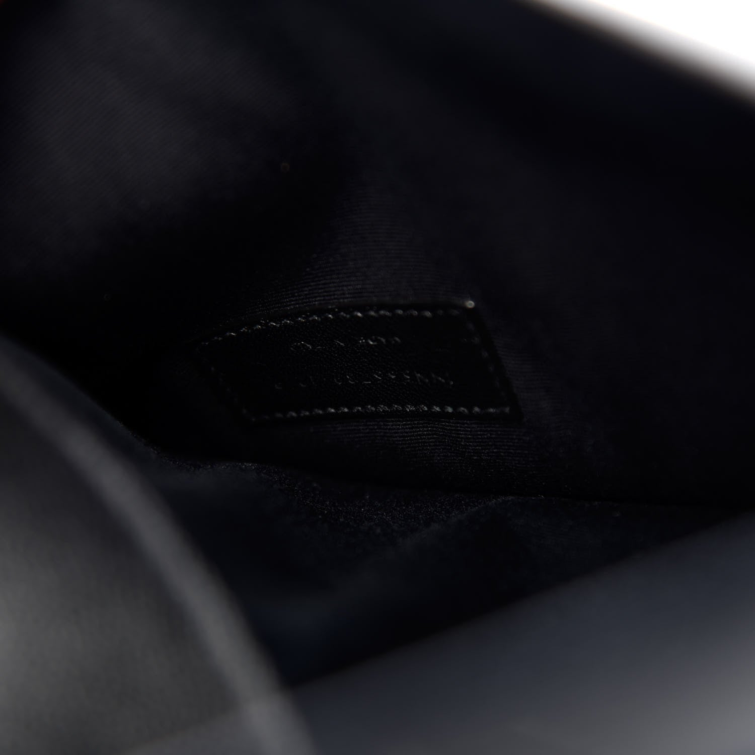 Saint Laurent Grain De Poudre Uptown Pouch Black 7 of 8