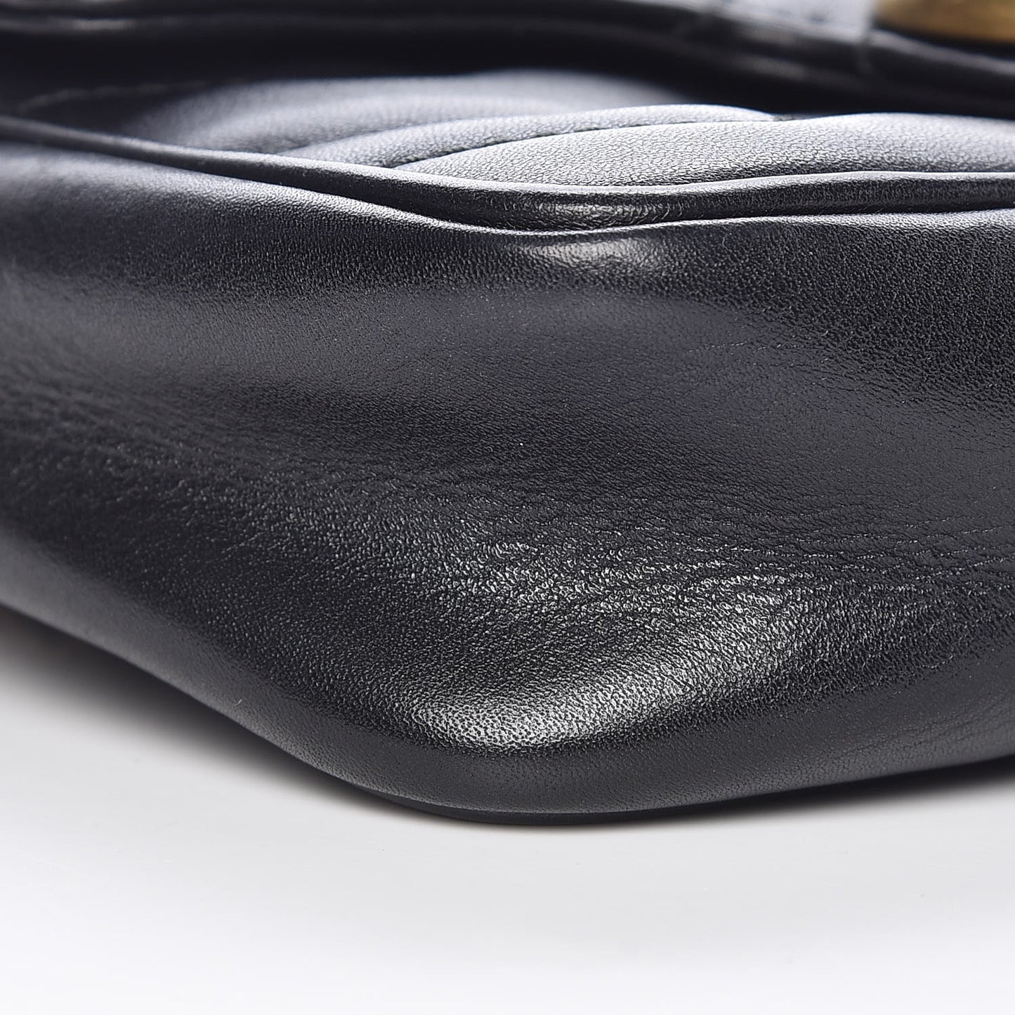 Calfskin Matelasse Super Mini GG Marmont Shoulder Bag Black