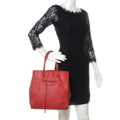 Balenciaga Veau Souple Papier A5 Tote Rouge 2 of 7
