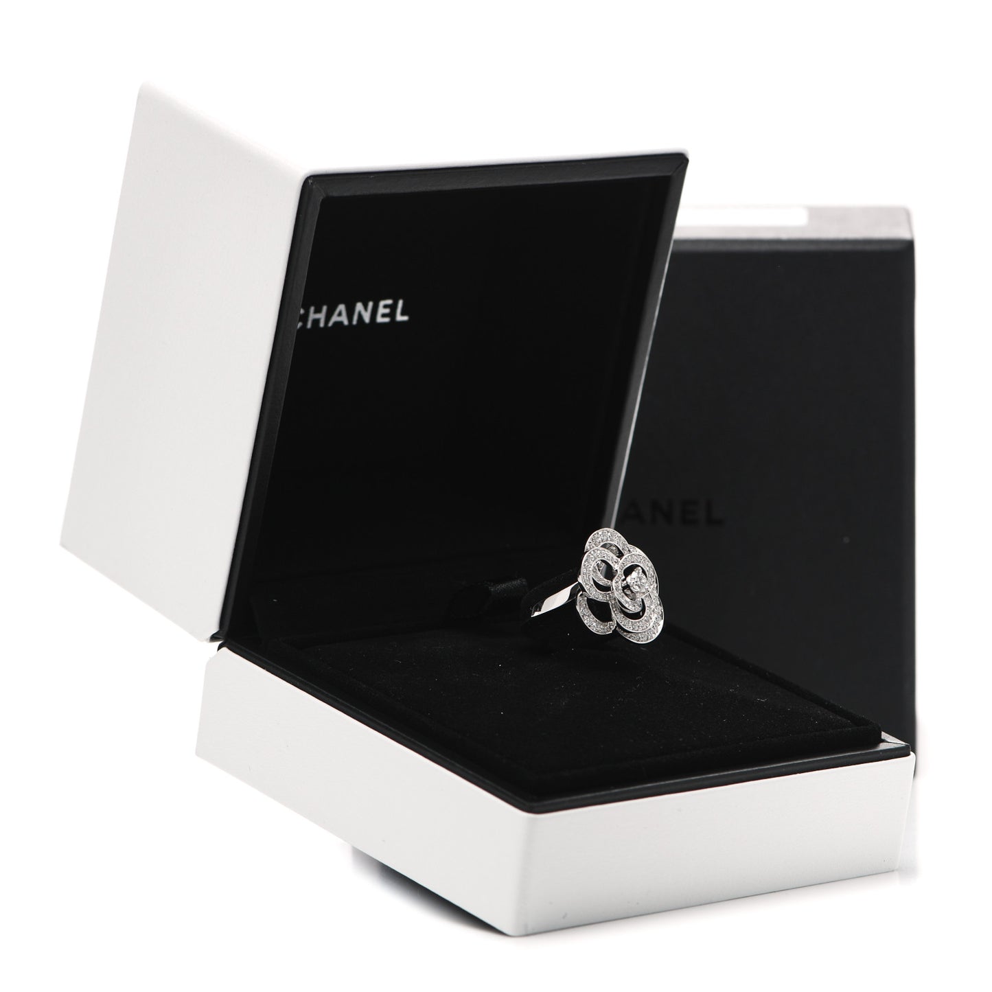 18K White Gold Diamond Fil de Camelia Ring 54 6.75