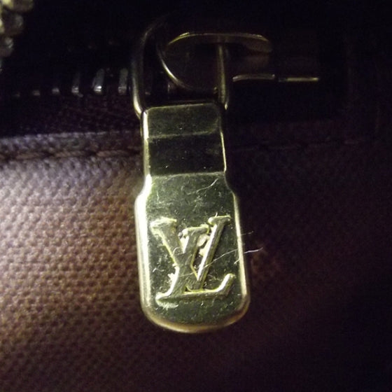 Louis Vuitton Monogram King Size Toiletry Bag 10 of 11